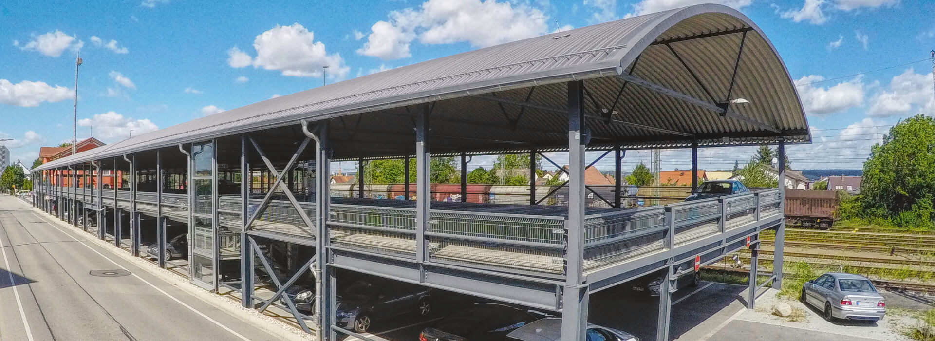 Ansicht Parkdeck Bahnhof Dingolfing